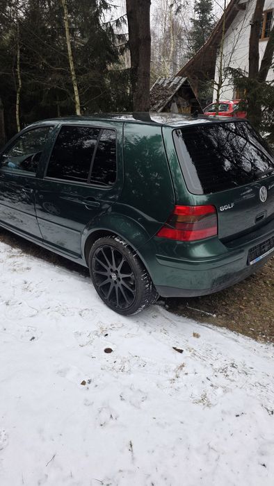 Volkswagen Golf 4 2.3 v5 sprowadzony ładny