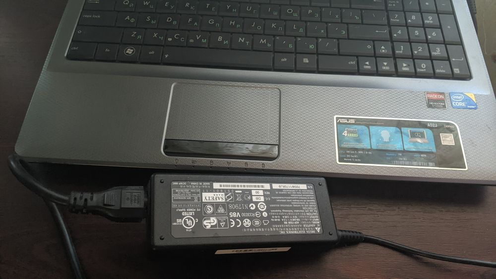 Ноутбук Asus A52J