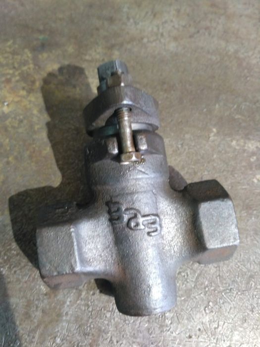 Газовый кран(чугунный)