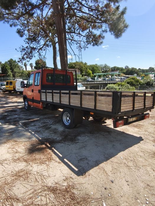 Carrinha Iveco caixa aberta