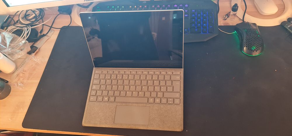 Surface Pro 179664751281298435121