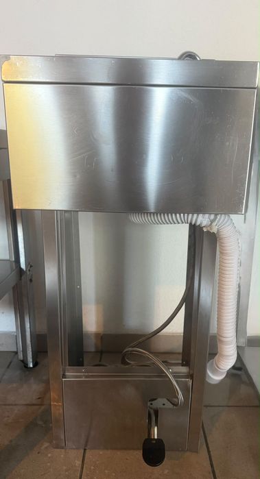 Lavatório Profissional em Inox com Pedal