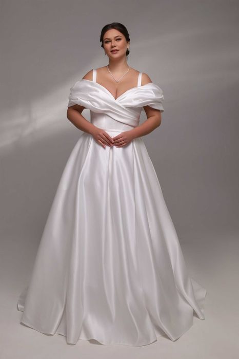 Vestido de noiva NOVO barato venda e aluguer