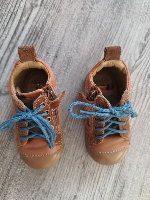 Trampki Lasocki rozmiar 21 za kostkę