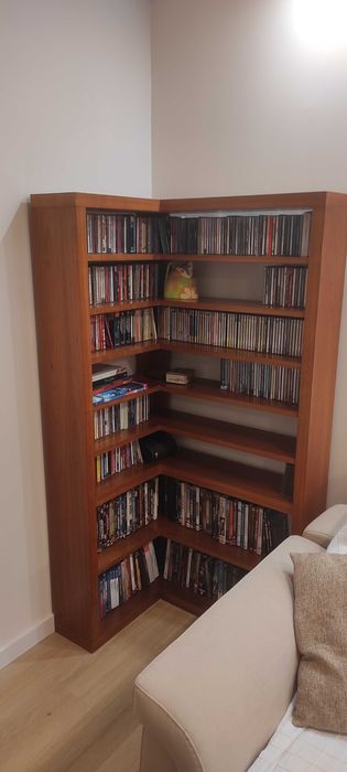 Estante de canto para CD e DVD