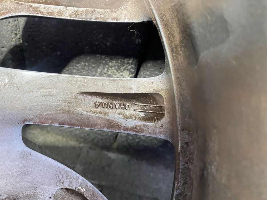 Koła RENAULT 7Jx18 , 5x114,3 , ET40. Renault , Nissan