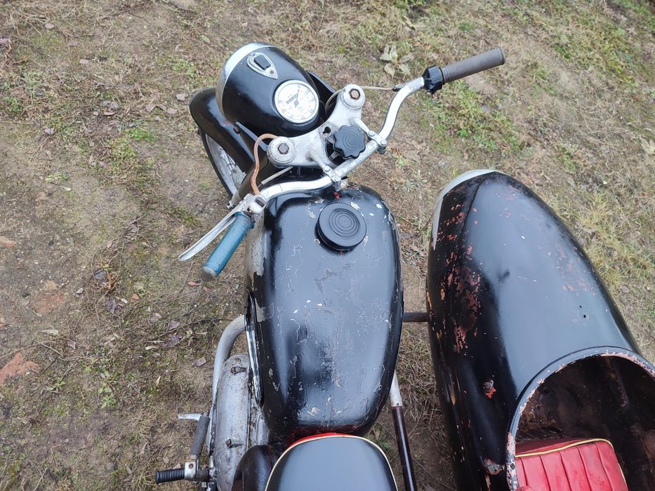 Pannonia jawa iż Ural Dniepr M-72 dkw