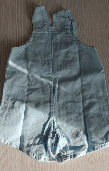 Roupa bebé benetton nova a estrear