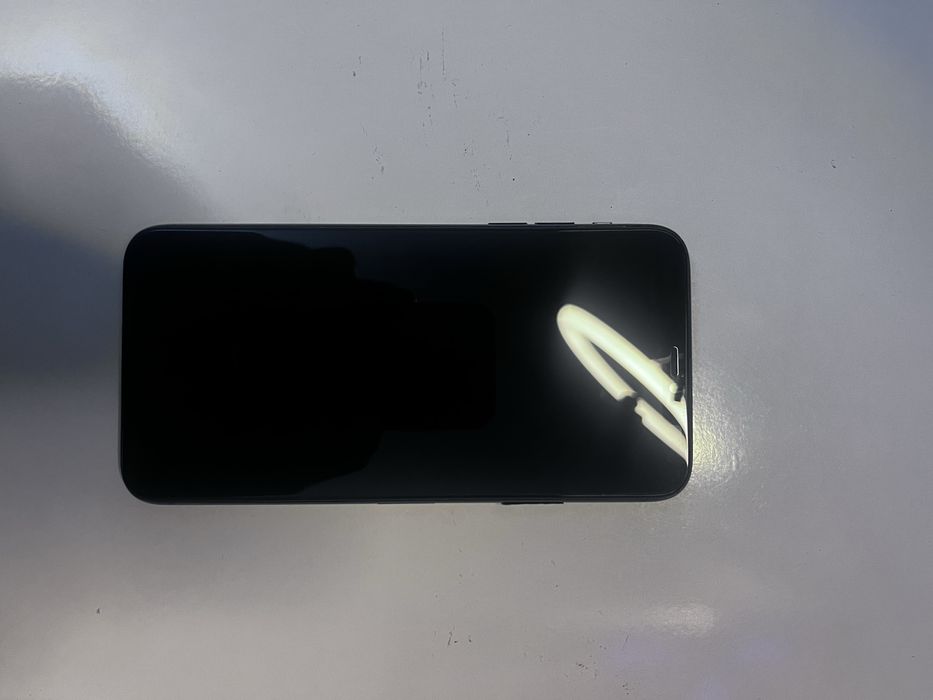 iPhone 11 Pro Max 64 GB Stan Wizualny Jak Nowy -Bateria 100% Etui Gratis