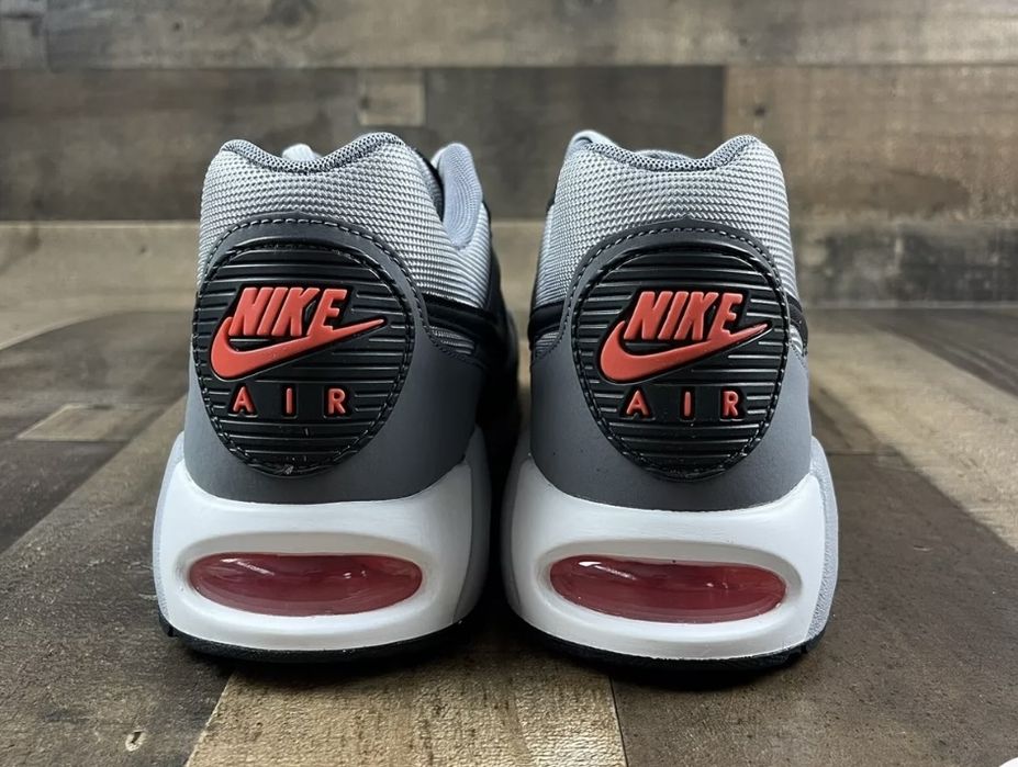 Оригінал Кросівки Nike Air Max Ivo Gray (580518-001). (26,5см)