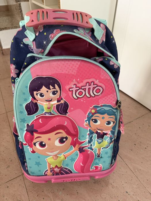Mochila Escolar Totto com Rodas para Menina