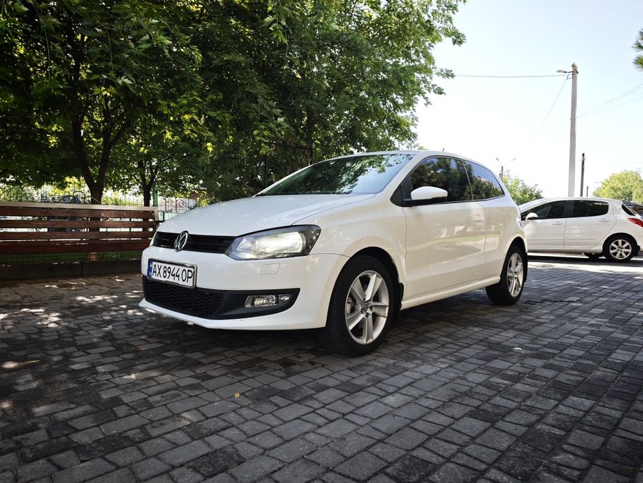 Volkswagen polo продам