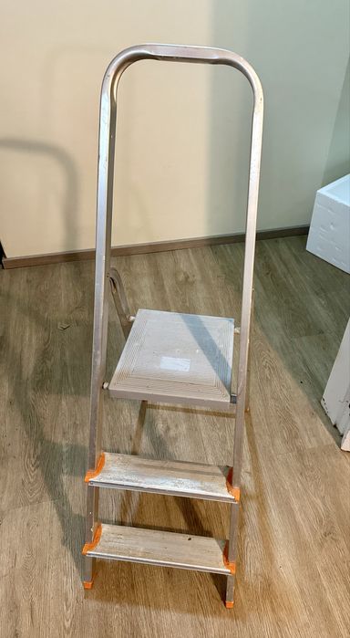 Escada de aluminio