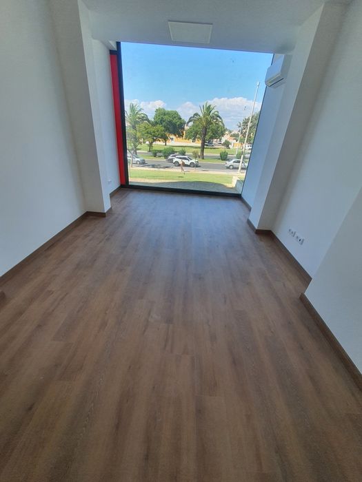 Montador de cozinhas,roupeiros,portas,chão flutuante,decks ...