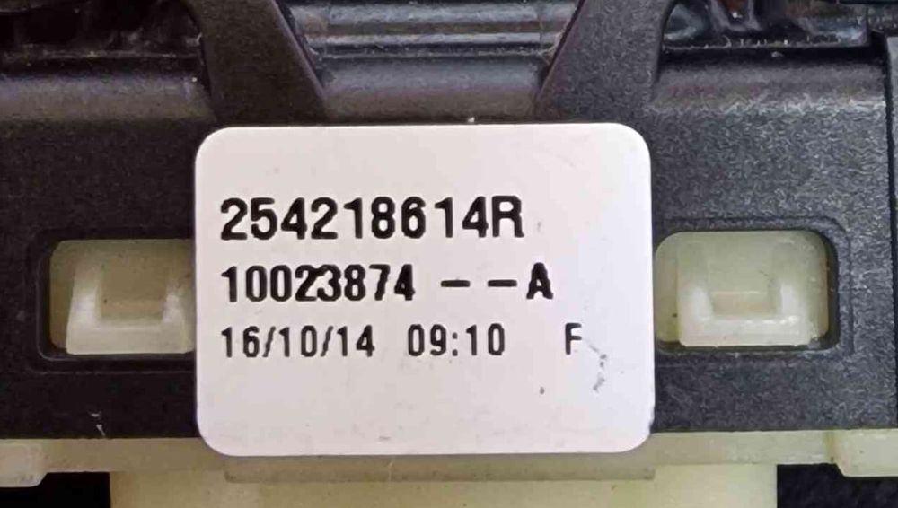 Comando / Botão / Interruptor Vidros Frente Direito 254218614R - RENAULT CLIO IV