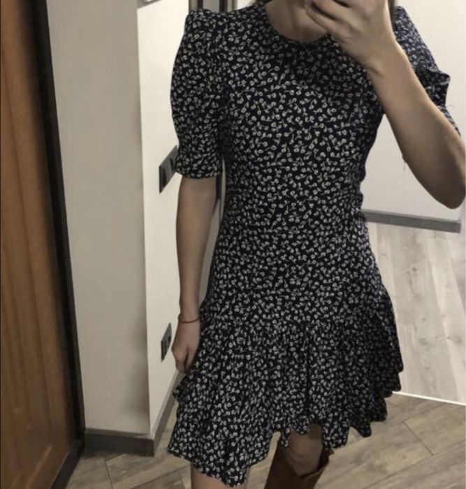 Сукня з пишними рукавами, плаття міні