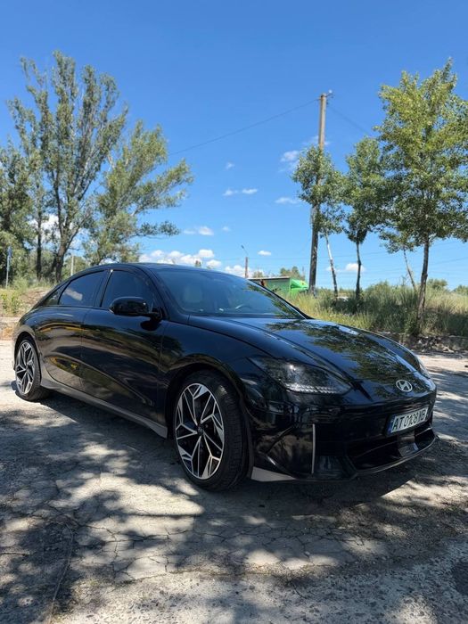 Hyundai Ioniq 2025