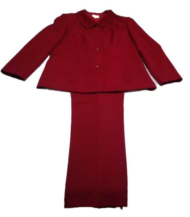 Fato vermelho (senhora)