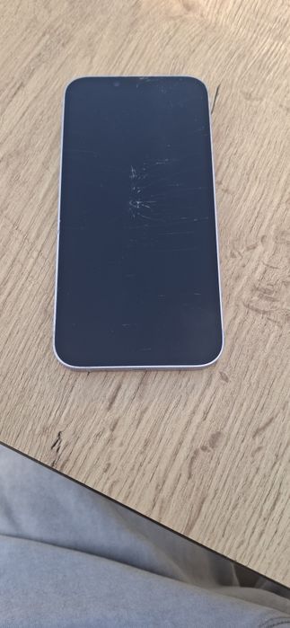 Iphone 14 ecrã rachado