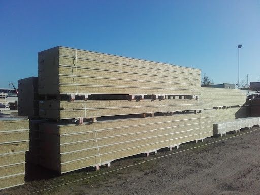 Płyta warstwowa z wełną