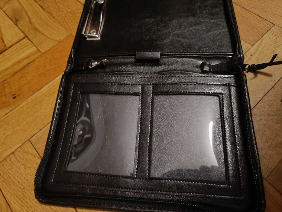 Etui  na dokumenty nowy