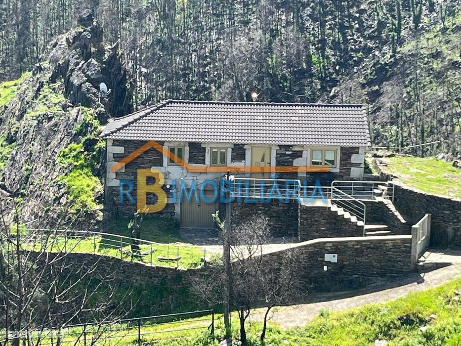 Moradia V1 em Fragoselas, São Pedro do Sul
