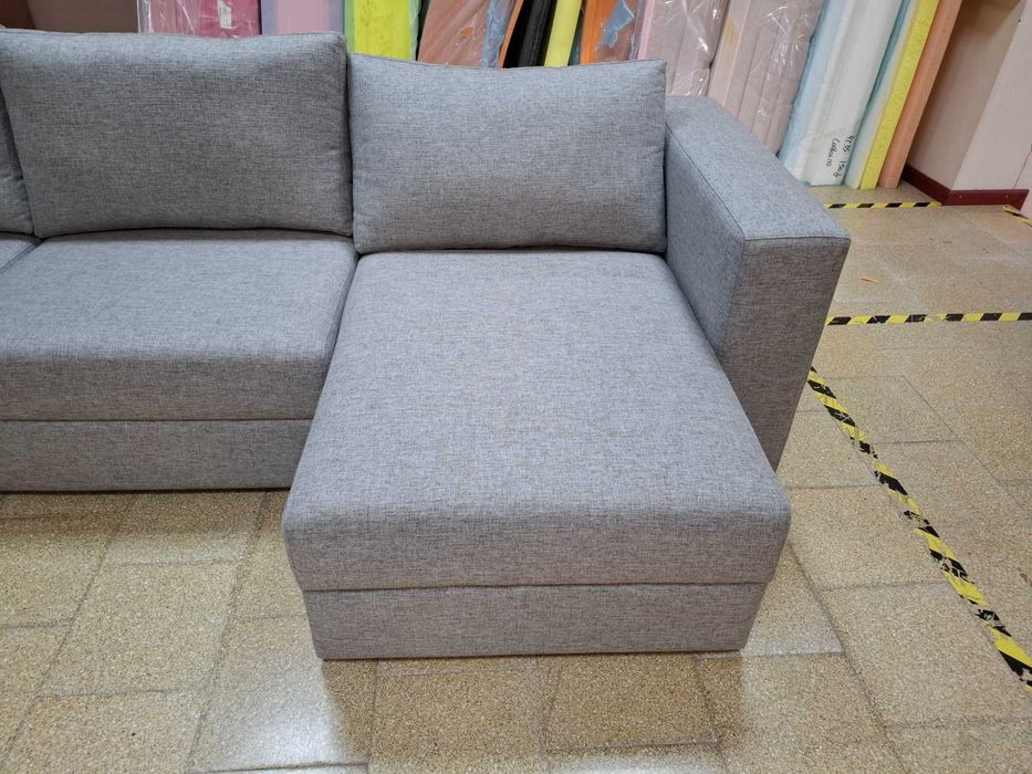 Sofá de 3 Lugares com espuma de alta densidade HR