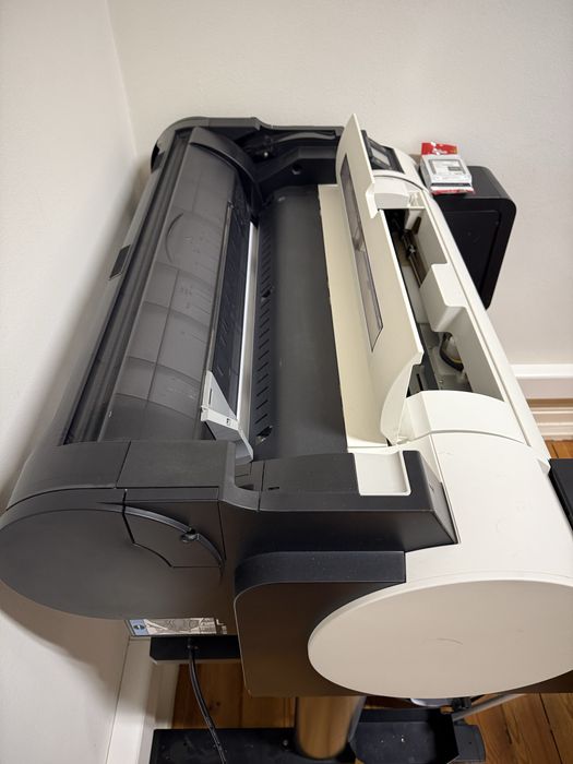 Impressora de grande formato CANON | Imageprograf TM-205