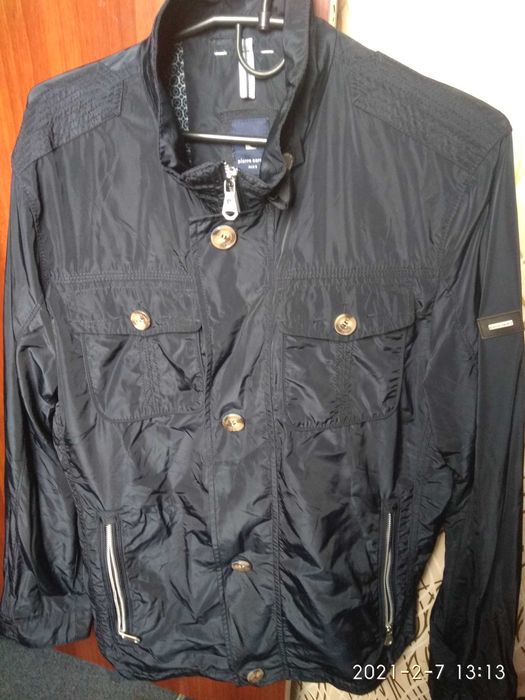 Куртка оригинал Pierre Cardin.