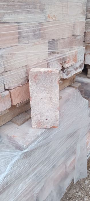 Tijolo de burro antigo usado