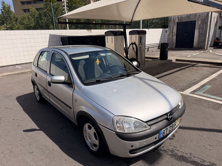 Opel Corsa 1.0 Gasolina 58cv | 5 Portas | Ecrã | Sensores