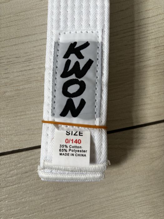 Пояс тхєквандо, каратє