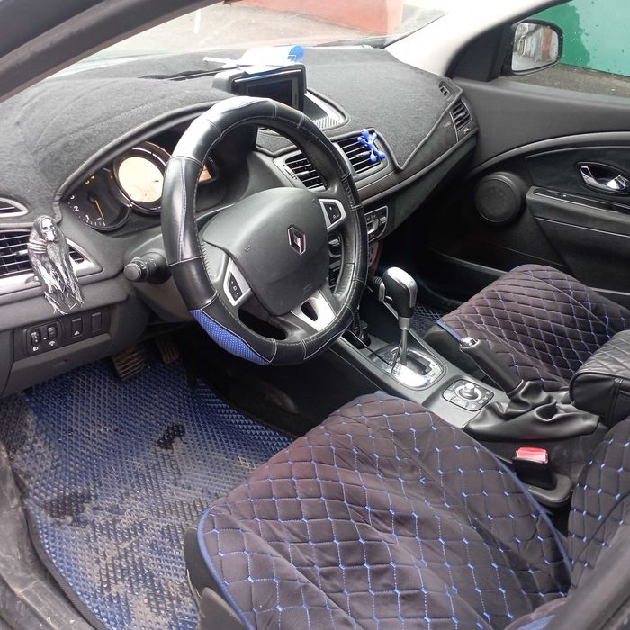 Продаж авто Renault Megan