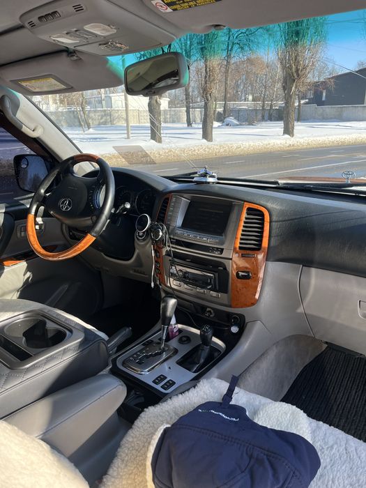Продам Toyota Land Cruiser