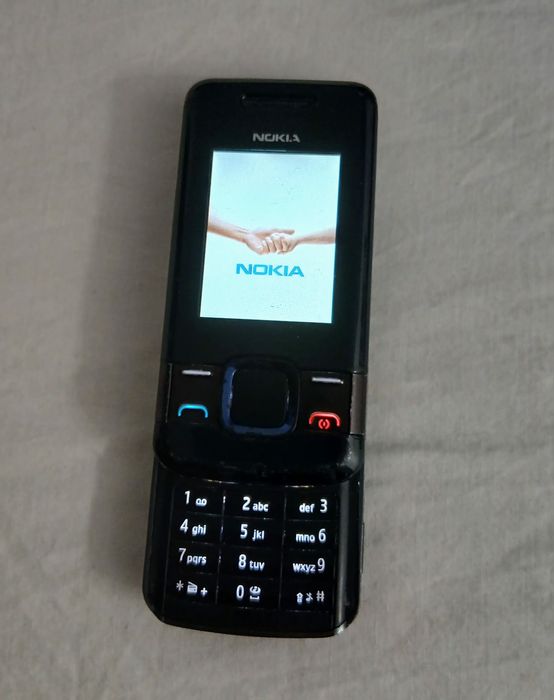 Nokia Modelo 7100S-2 Antigo