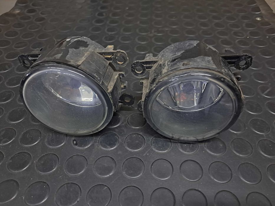 Lampa halogen przód Ford Focus Mk3