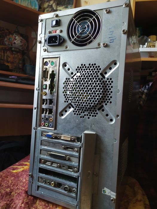 Системный блок. На запчасти