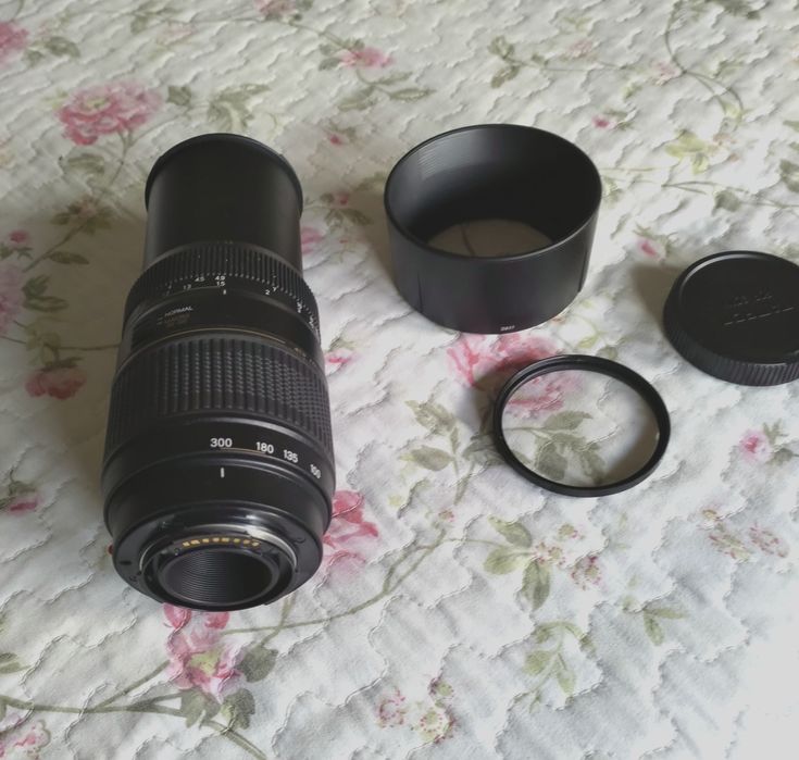 Objetiva Tamron AF 70/300 para Sony impecável