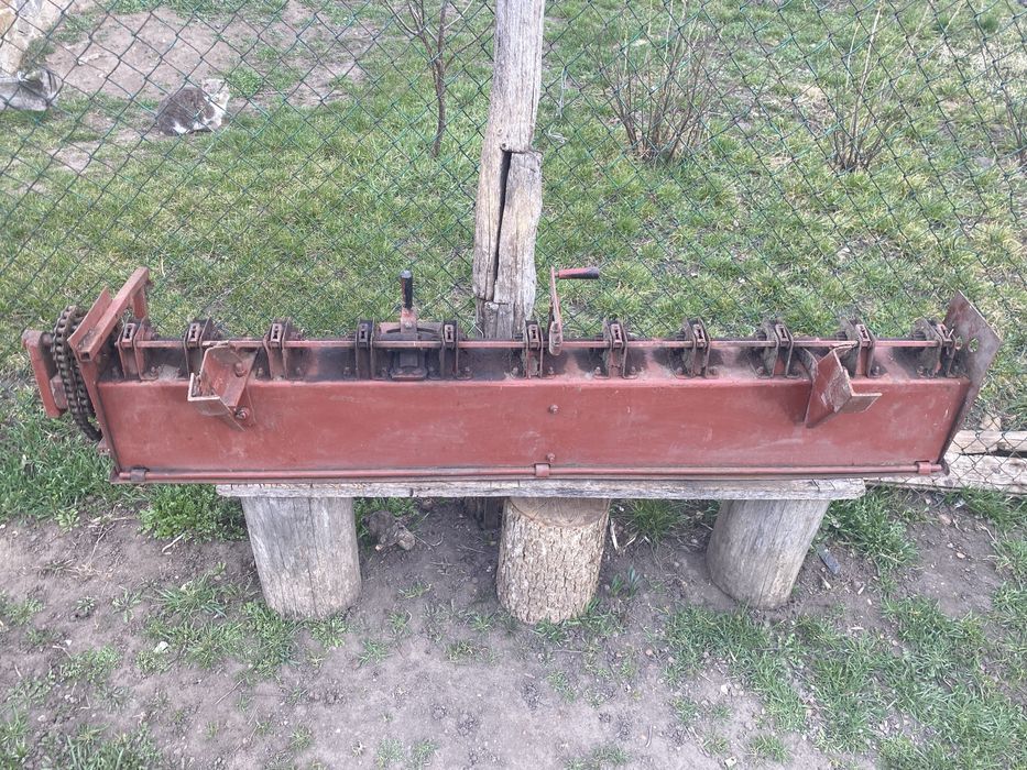 Травʼяний ящик сівалки СЗТ 3,6. Сівалка до мотоблока.