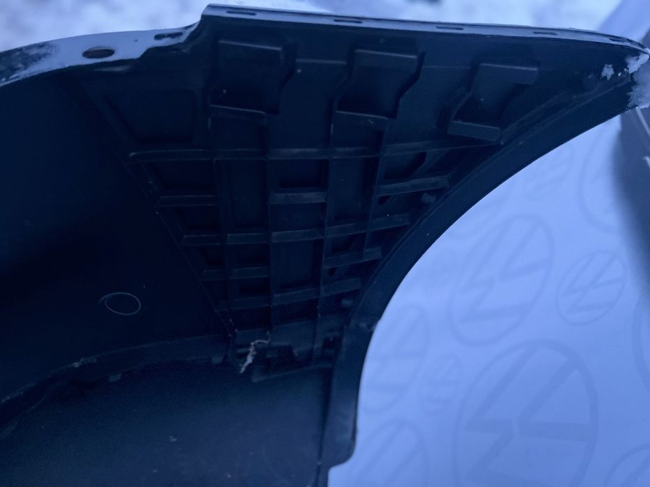 Бампер задній Тоуран L041 задний бампер Touran чорний 2003-2010рік