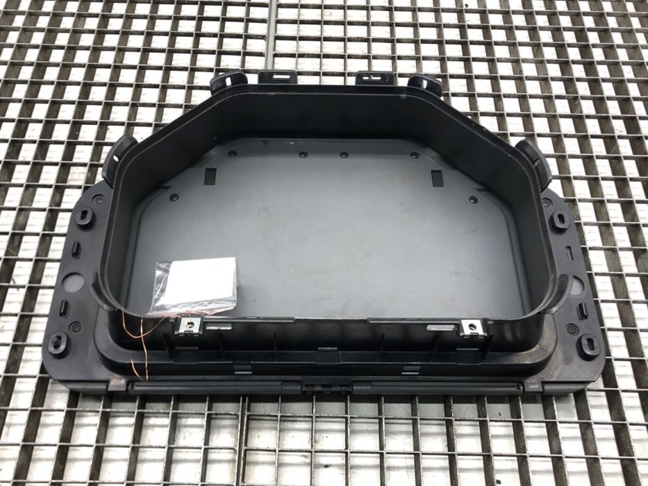 SCHOWEK NA NARTY BMW E93 6973024