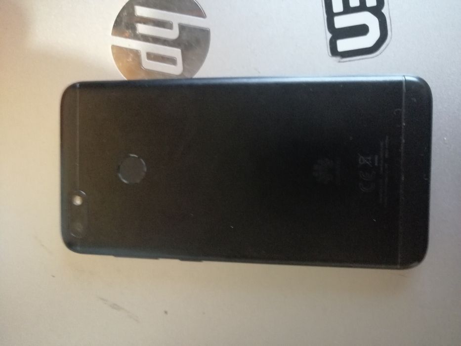 Продам 2 телефон huawei p 9 lite mini