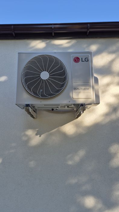 Klimatyzacja do ogrzewania i chłodzenia z montażem