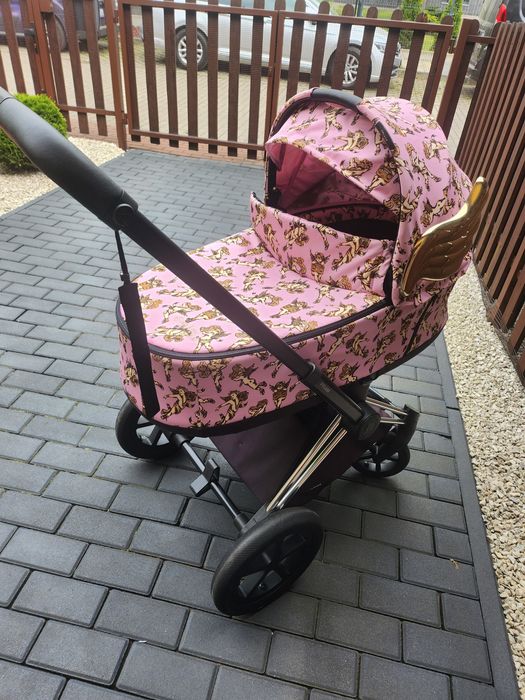 Sprzwdam wózek Cybex