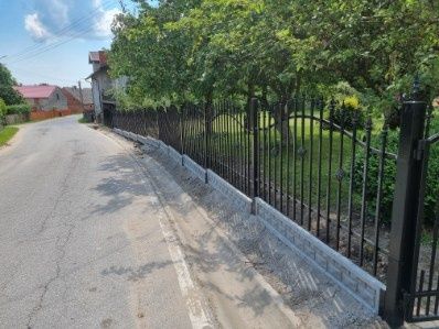 Montaż ogrodzenia panelowego