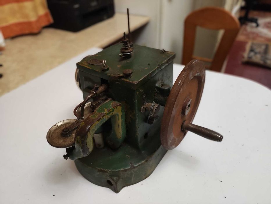 Ручна скорняжна машина ЗШО