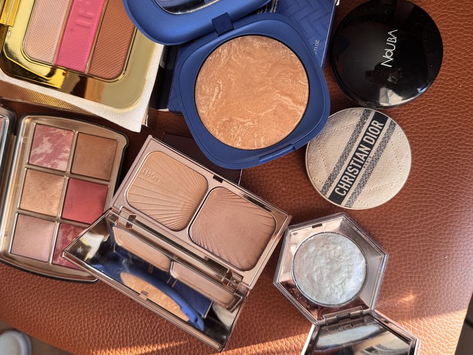 Палетка, палітра пудра, бронзер, румʼяна хайлайтер tom ford hourglass