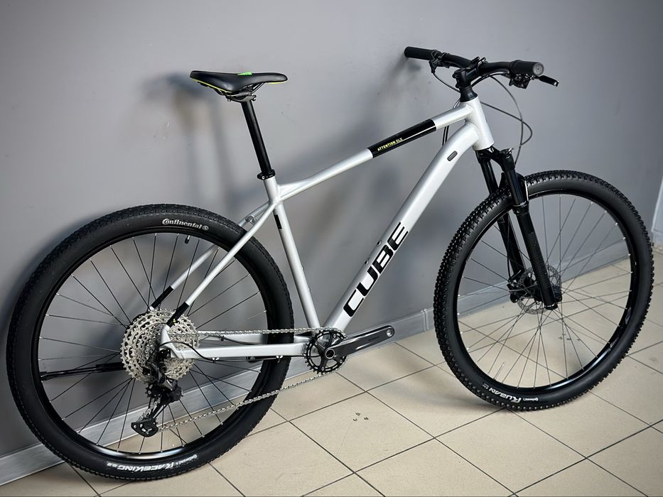 Cube Attention SLX 29 XL