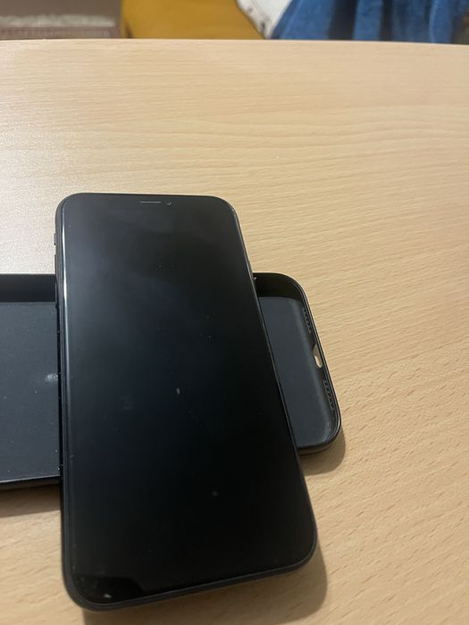 Iphone Xr 128g в гарному стані