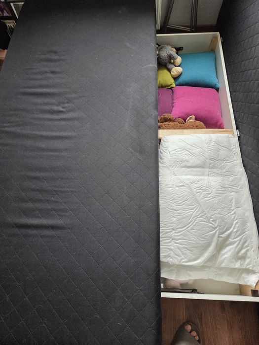 Tapczan, sofa rozkładana, łóżko, z pojemnikiem